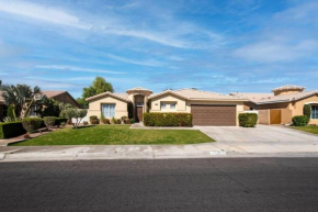 Spacious 4 bedroom with EV charger BBQ foosball